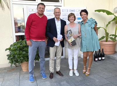 Bild Siegerehrung 2022 - 06